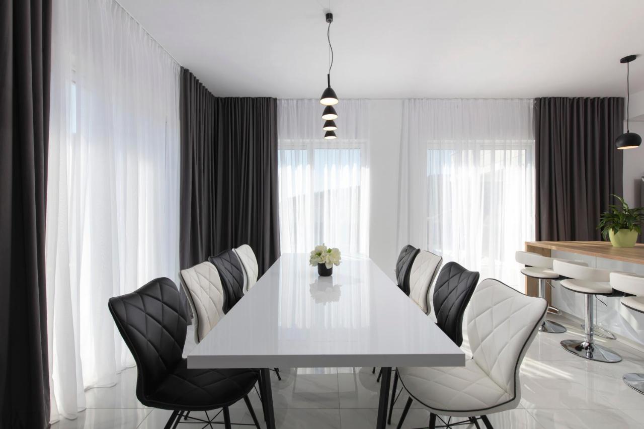 Villa Le Soleil Рогозница Екстериор снимка
