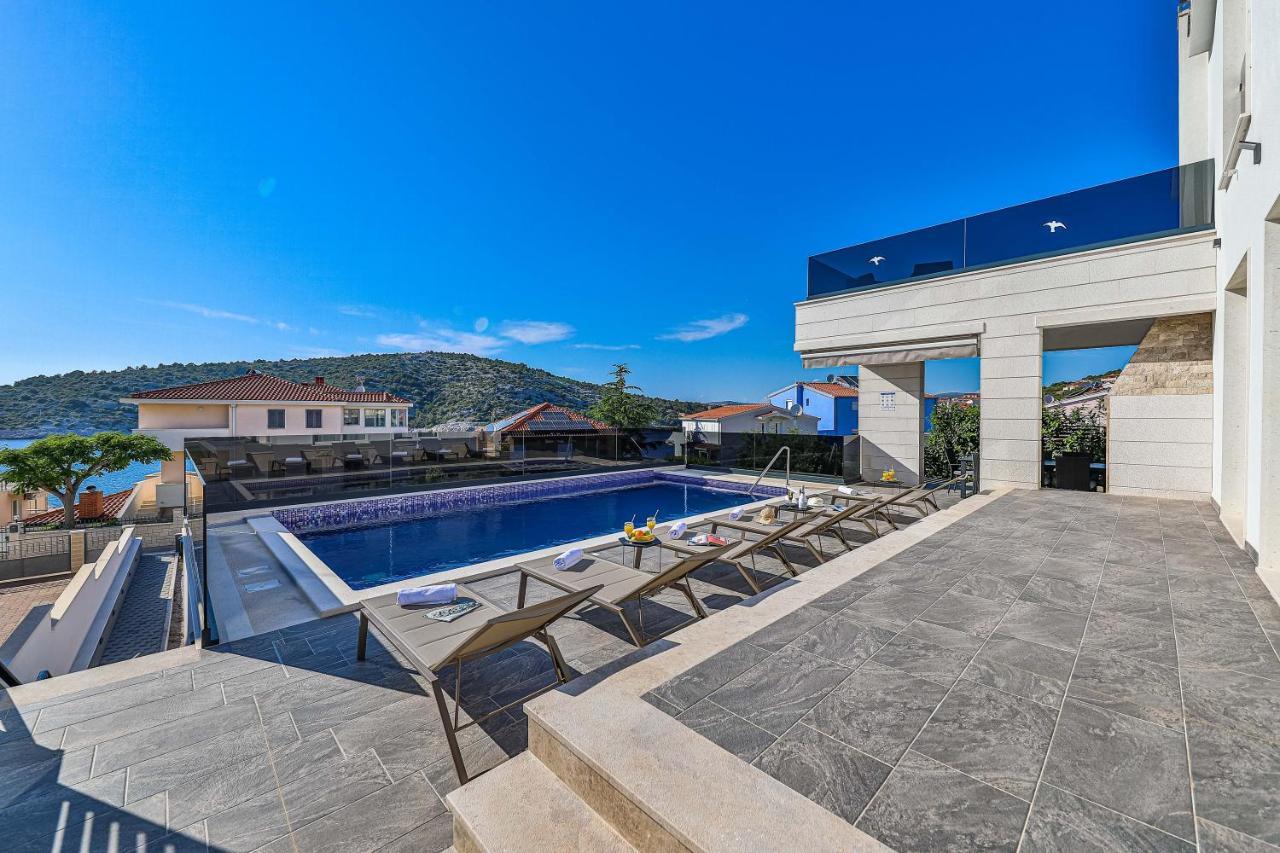Villa Le Soleil Рогозница Екстериор снимка